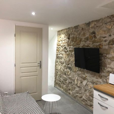 La Fare-les-Oliviers Les Olives Wifi Netflix Appart-Hotel-Provence מראה חיצוני תמונה