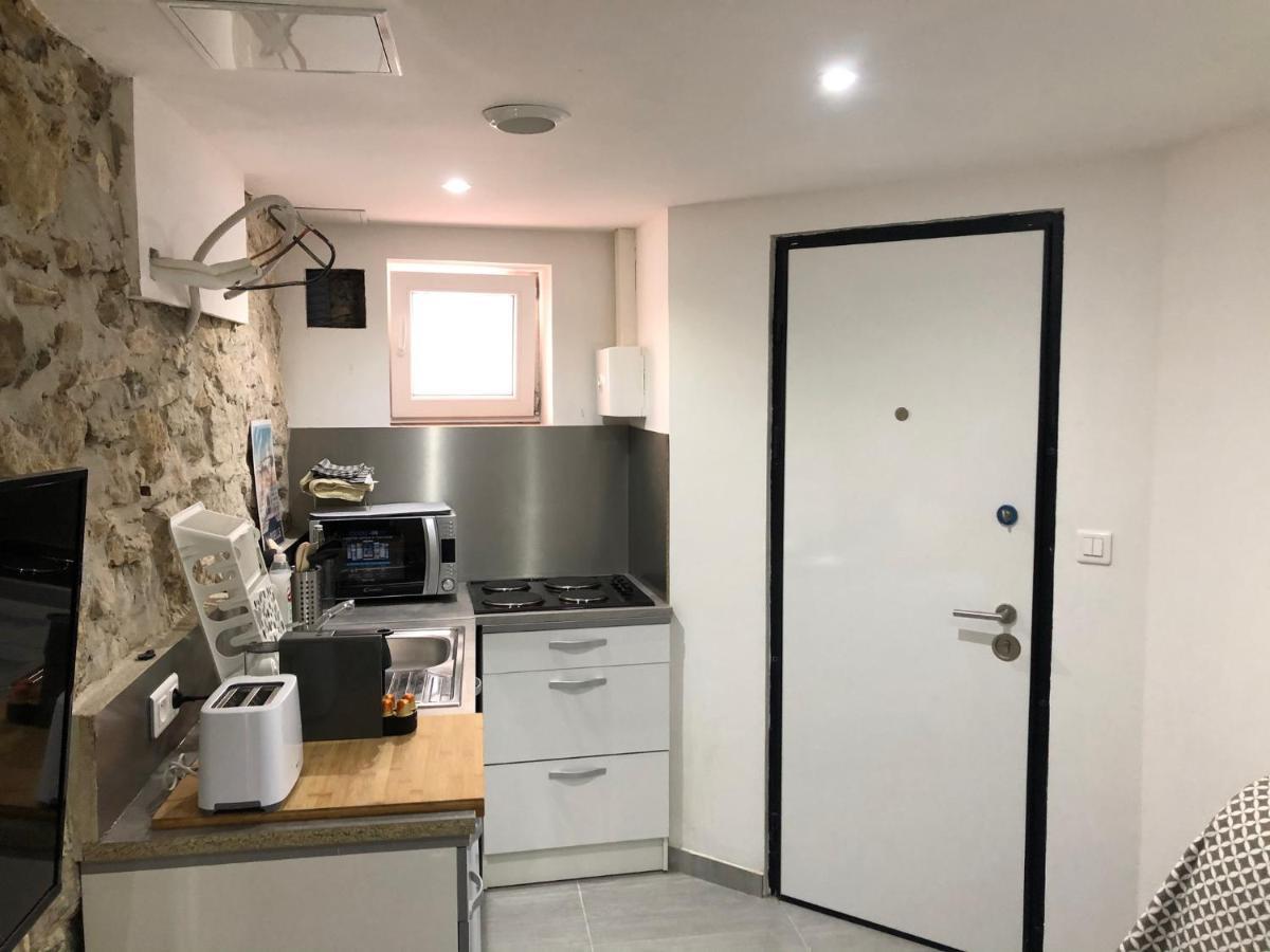 La Fare-les-Oliviers Les Olives Wifi Netflix Appart-Hotel-Provence מראה חיצוני תמונה